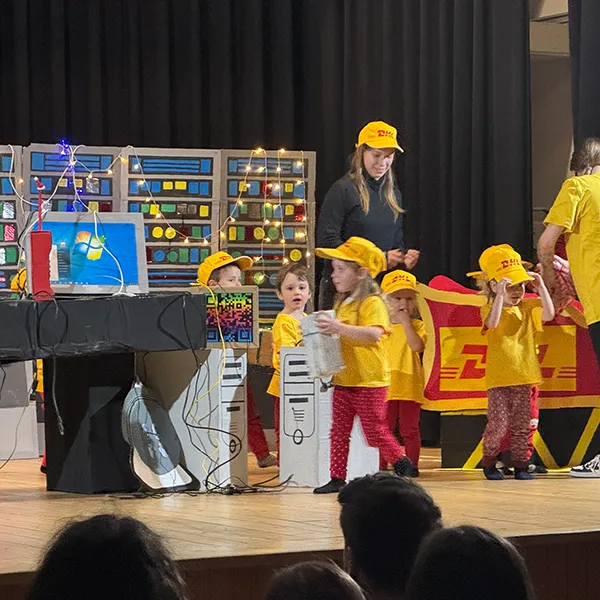 Nanosphere Noel Spectacle 2025 05