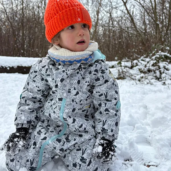 Village Democratie Enfants Neige Nanosphere 01