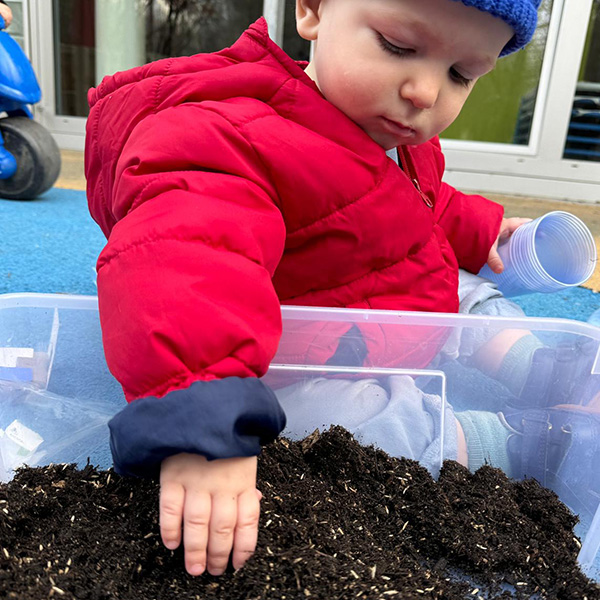 Activite Monsieur Gazon Creche Nanosphere Ecublens 01