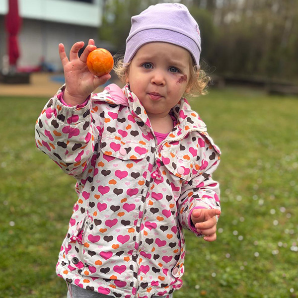 Chasse Oeufs Enfants Jardin Creche 07