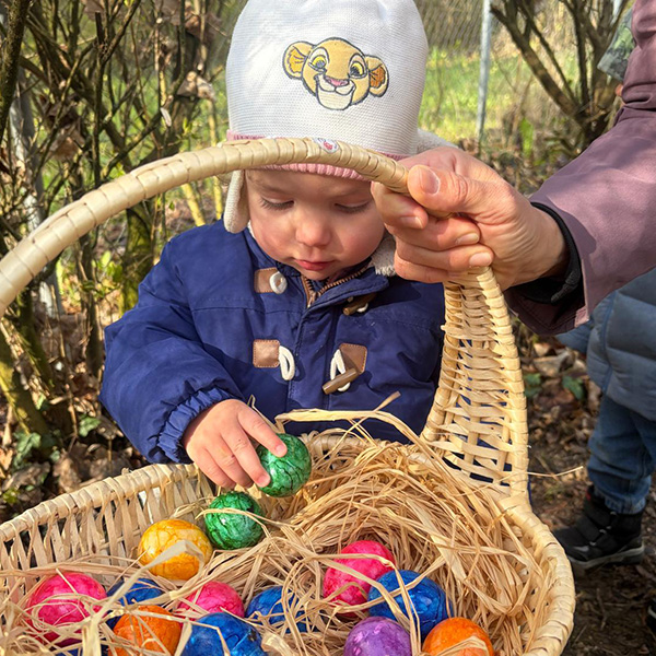 Chasse Oeufs Enfants Jardin Creche 11